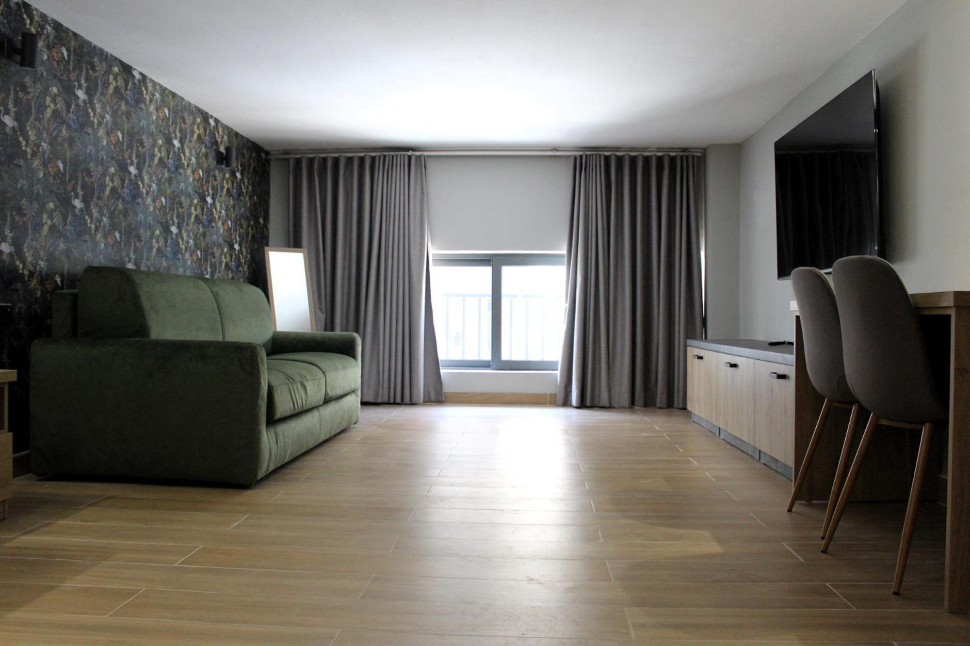 University Boutique Rooms Msida Bagian luar foto