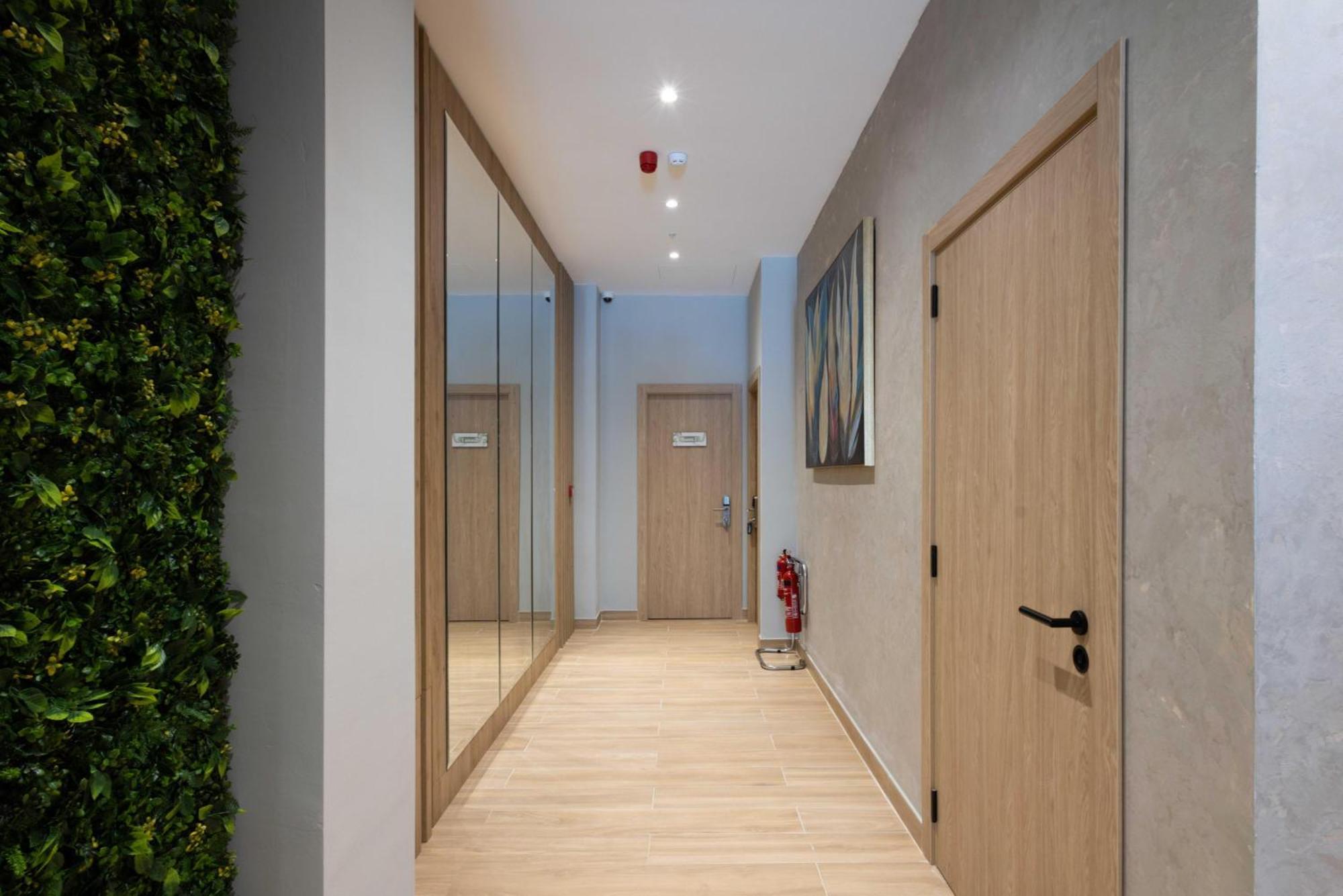 University Boutique Rooms Msida Bagian luar foto