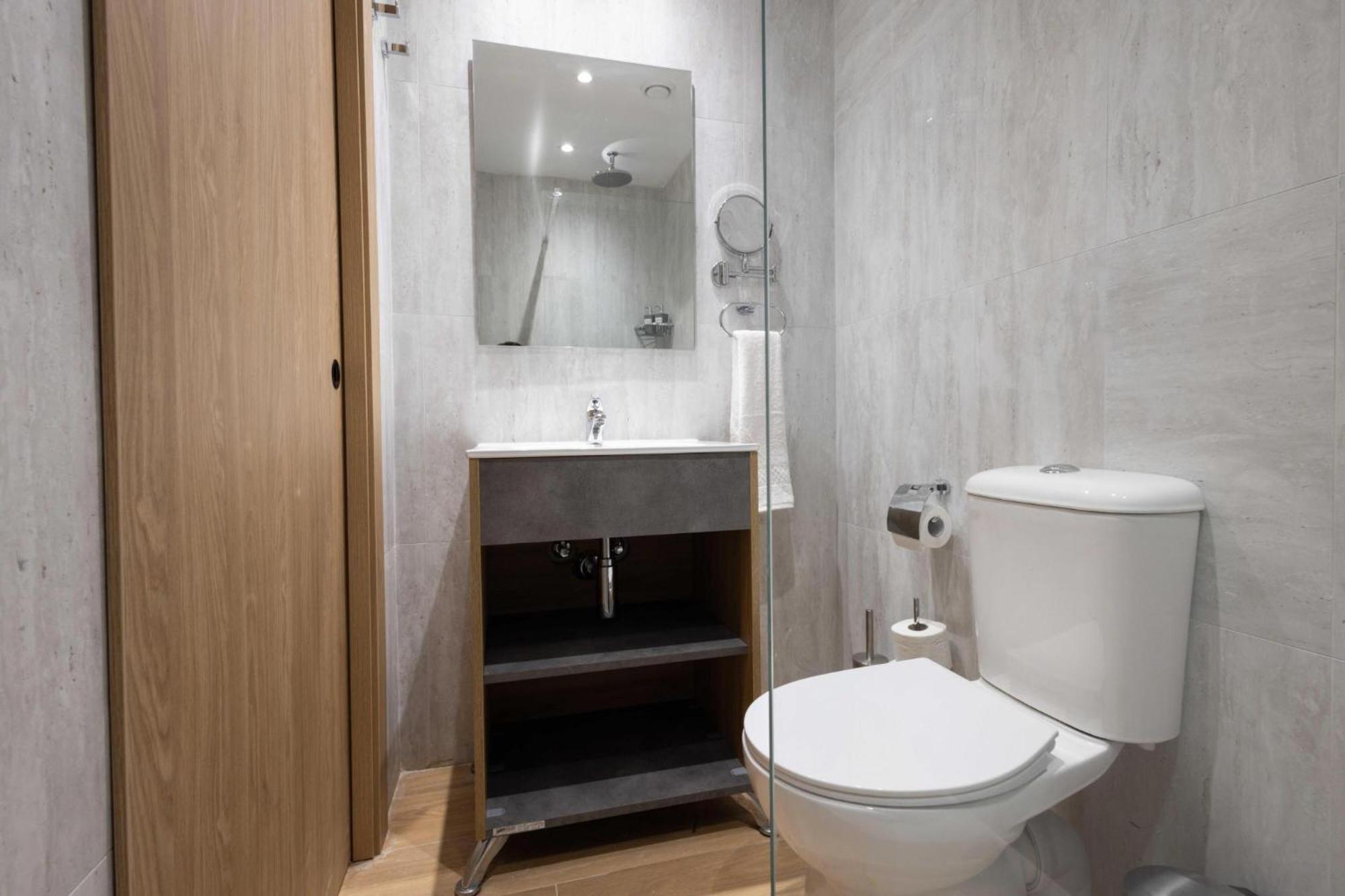 University Boutique Rooms Msida Bagian luar foto